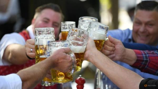 Oktoberfest to go ahead in 2022 after COVID-19 pandemic break